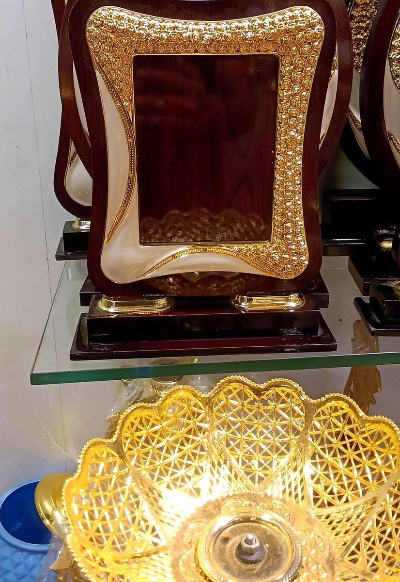 Mementos & Plaques