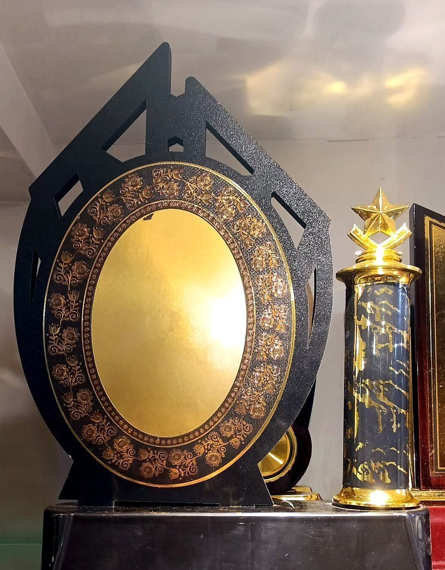 Memento / Plaque Reference โ MMT-010